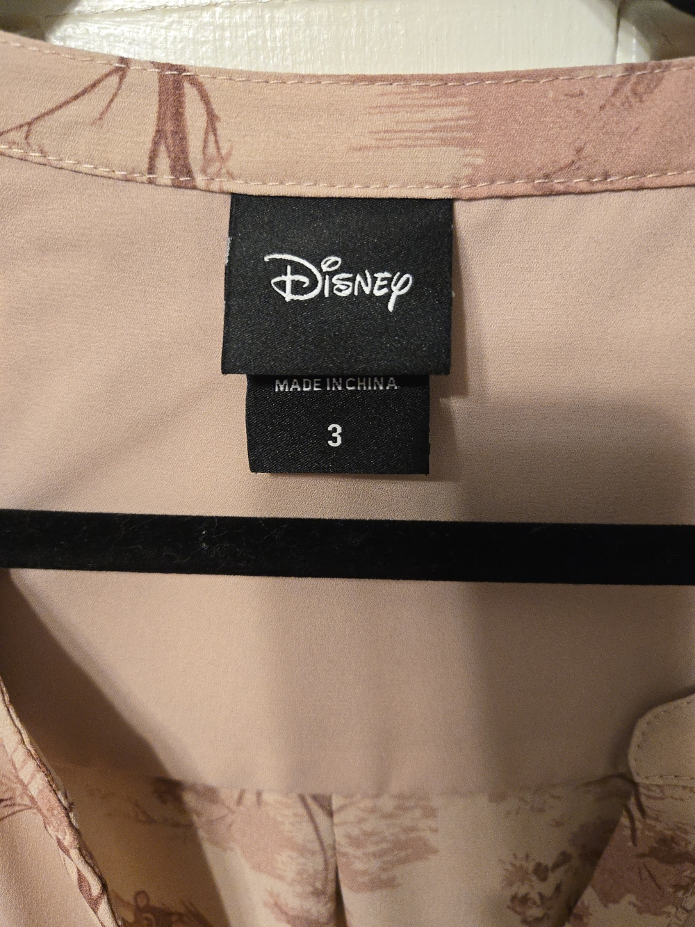 Torrid Disney Bambi Light Pink Printed V-Neck Harper Size 3 Plus - Picture 3 of 6